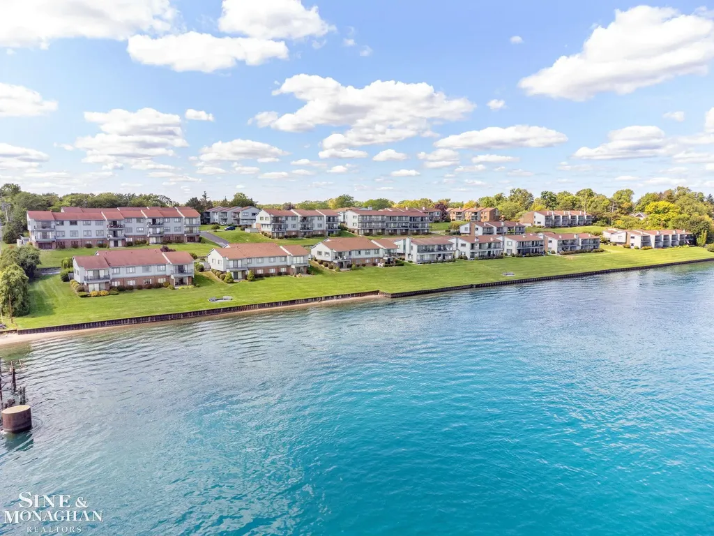 1715 River #76 Road St. Clair Township MI 48079