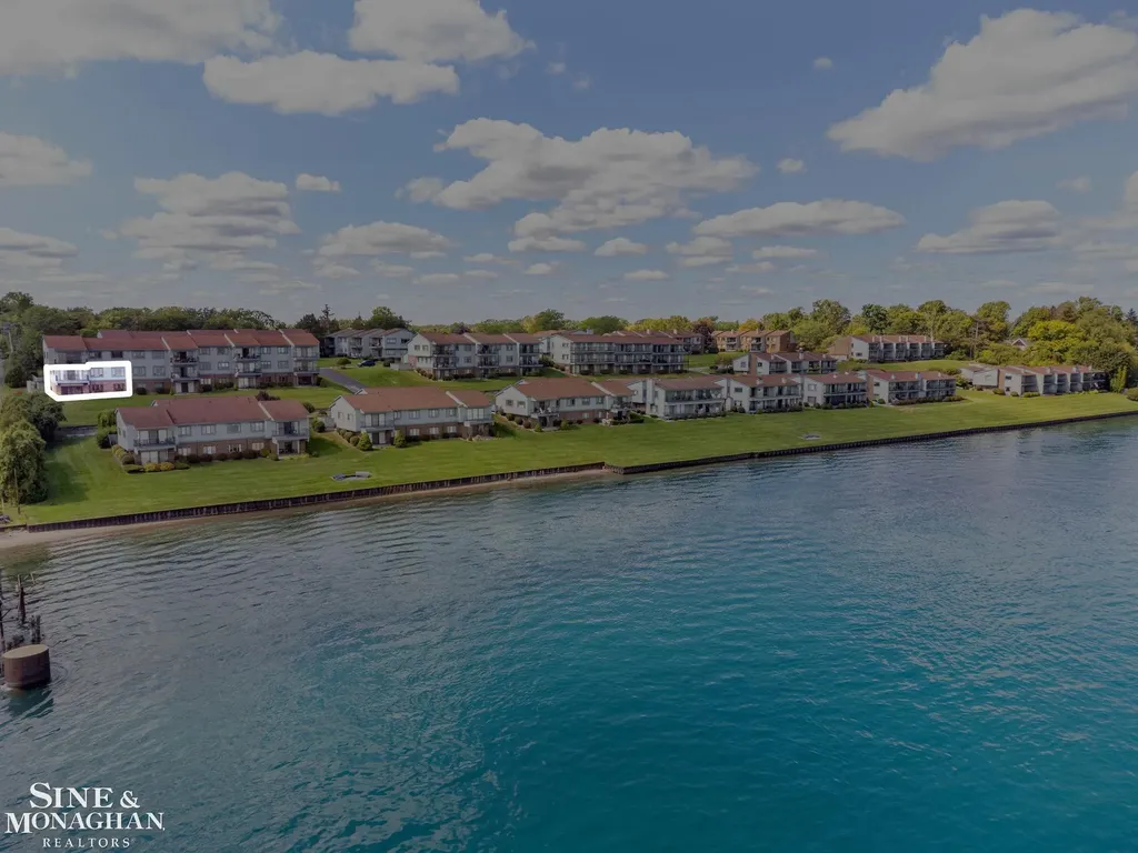 1715 River #76 Road St. Clair Township MI 48079