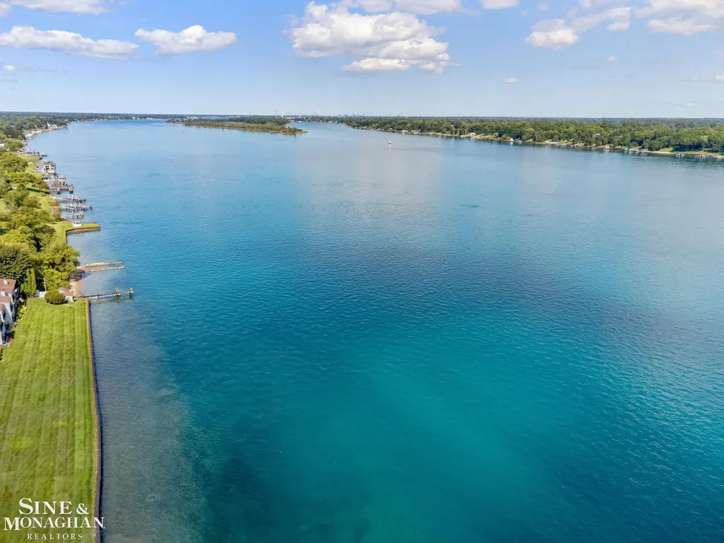 1715 River #76 Road St. Clair Township MI 48079