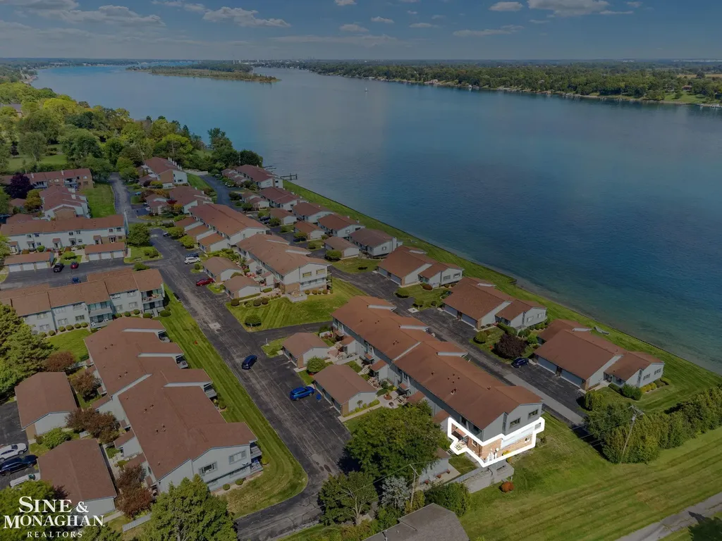1715 River #76 Road St. Clair Township MI 48079