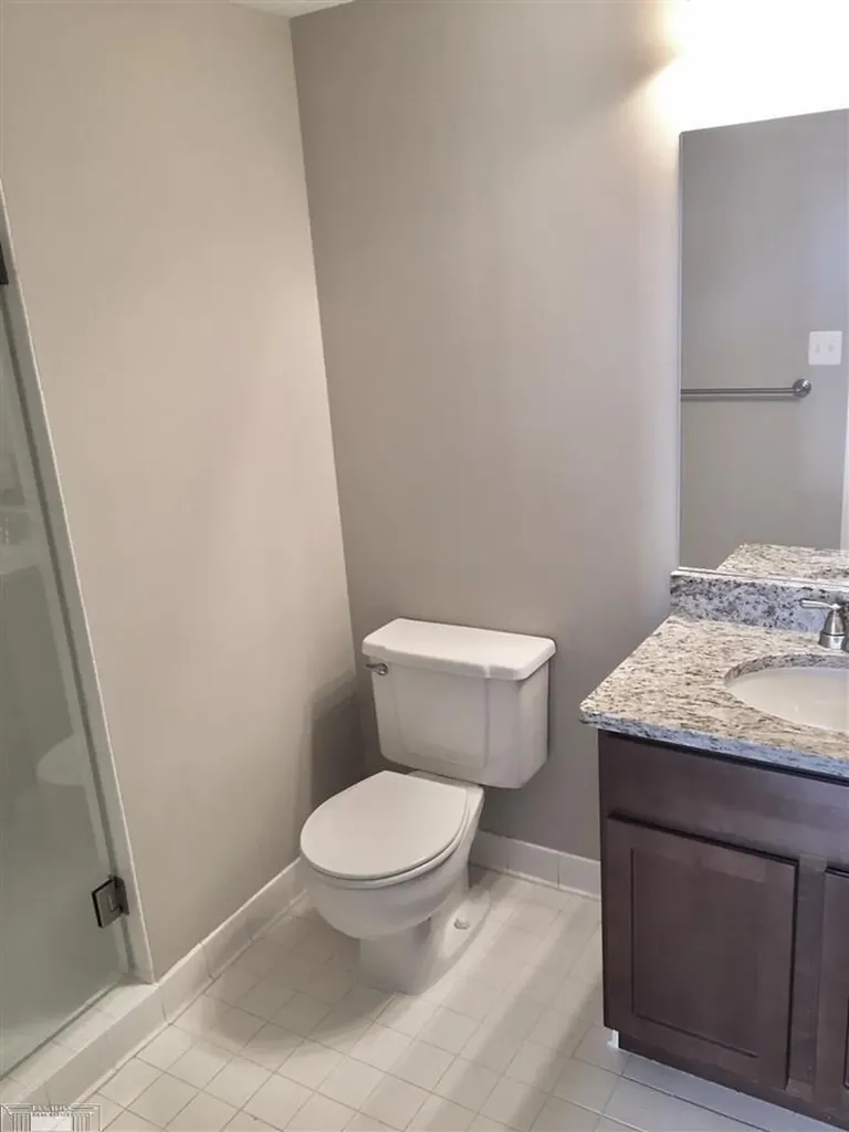 250 E Harbortown #1006 Drive Detroit City MI 48207