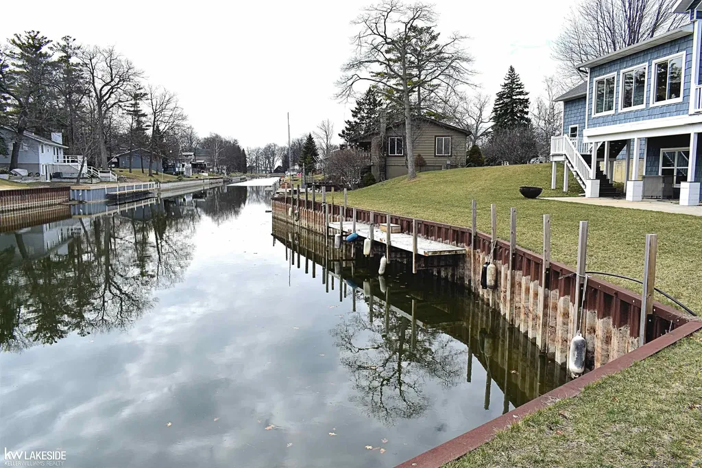 4378 Iroquois Drive Caseville Township MI 48755