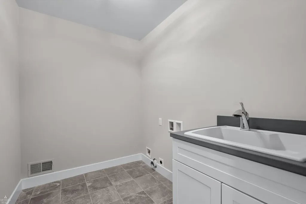 11961 Encore Street Shelby Charter Township MI 48315