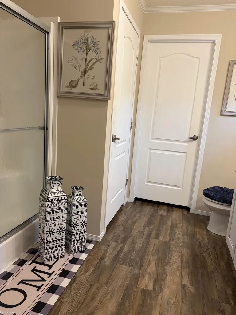 369 Red Pine Drive Genesee Charter Township MI 48506