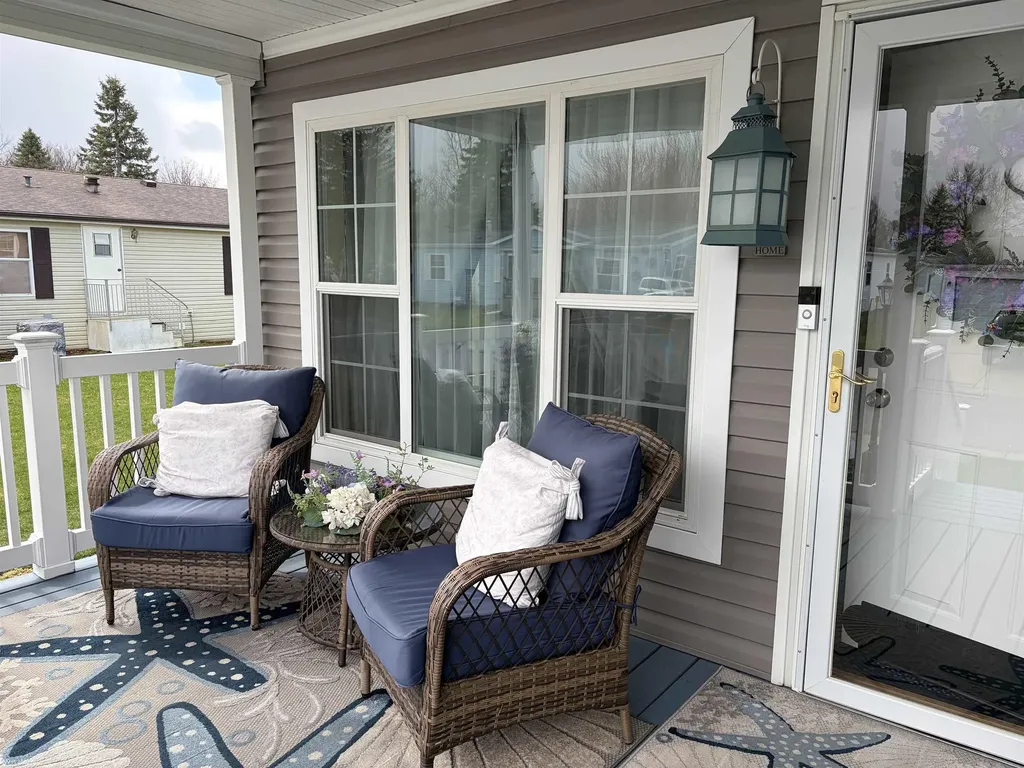369 Red Pine Drive Genesee Charter Township MI 48506