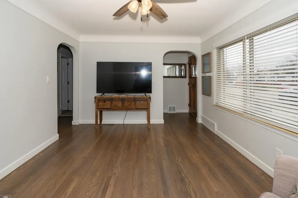 16605 Rosemary Street Fraser City MI 48026