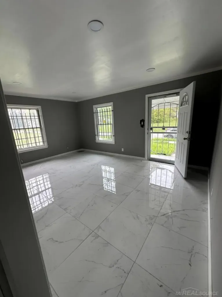 20300 Bloom Street Detroit City MI 48234