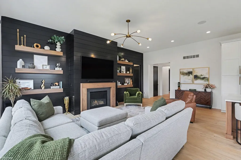 66507 Meadowlands Court Washington Township MI 48095