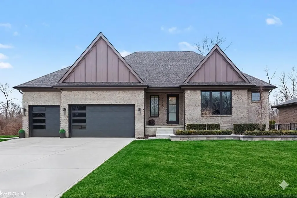 66507 Meadowlands Court Washington Township MI 48095