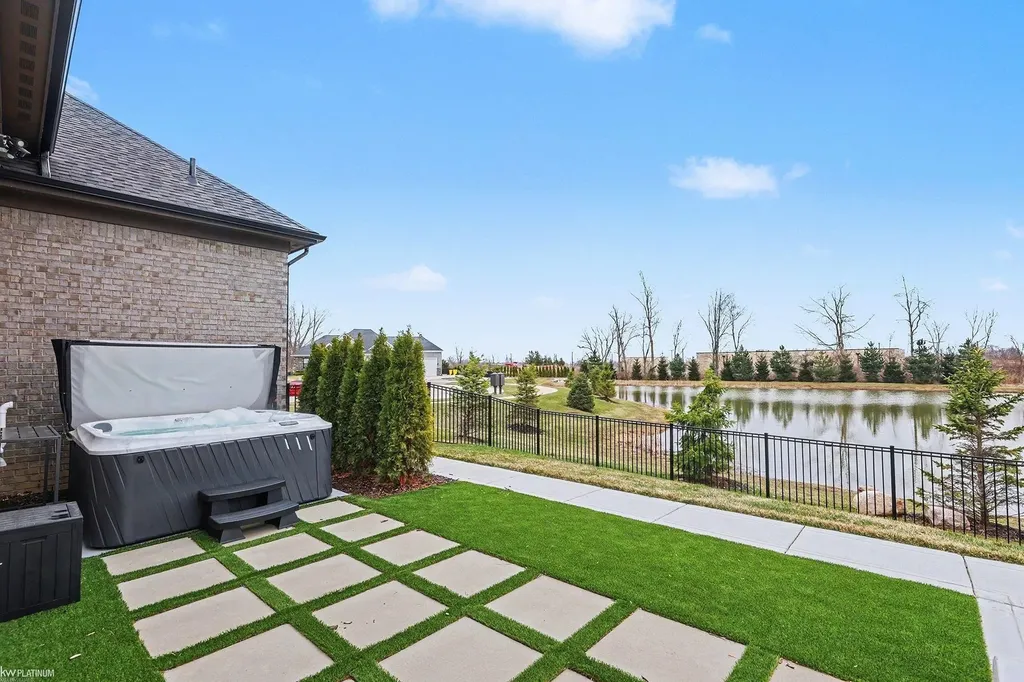 66507 Meadowlands Court Washington Township MI 48095
