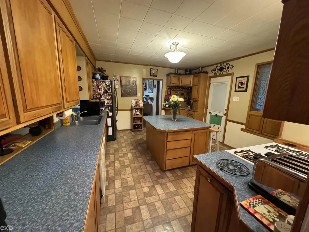 355 W 1st Street Imlay City City MI 48444