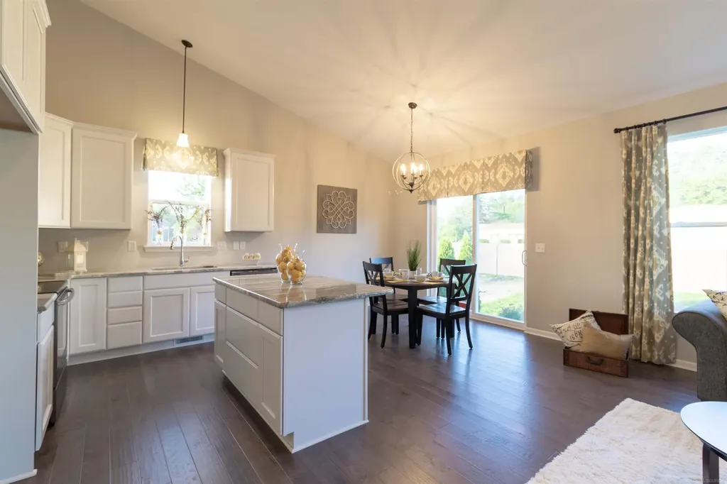 11781 Partridge Drive Taylor City MI 48180