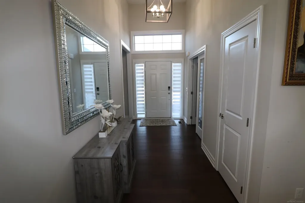 19077 Thompson Drive Macomb Township MI 48042