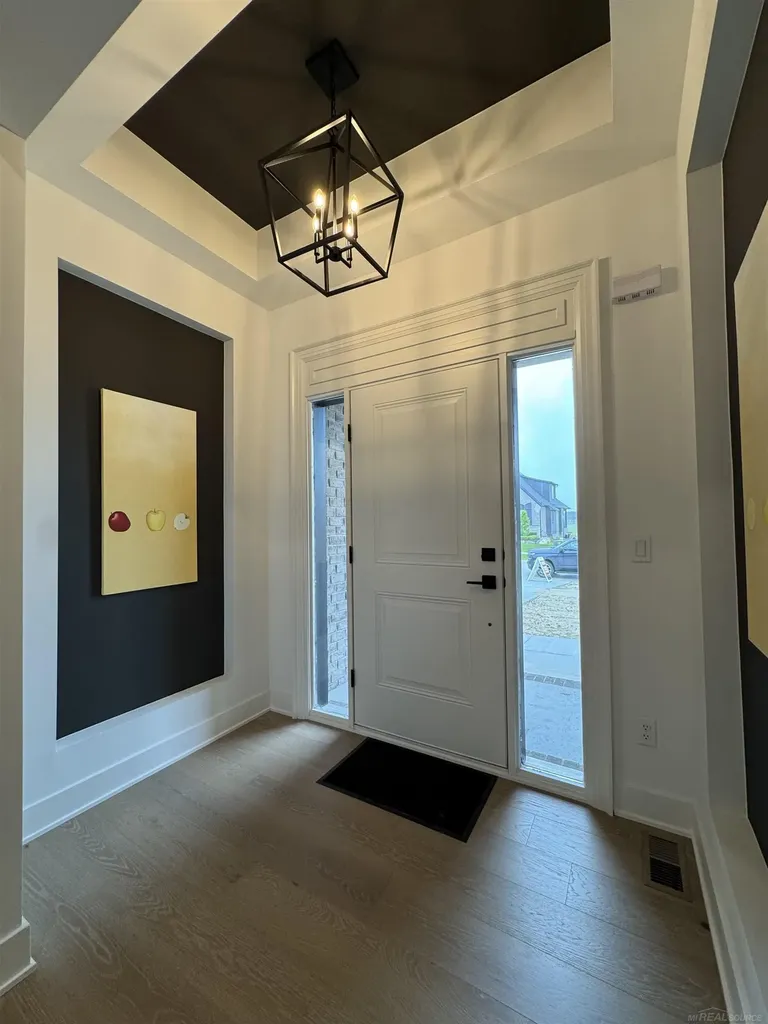 14004 Quail View Drive Washington Township MI 48094