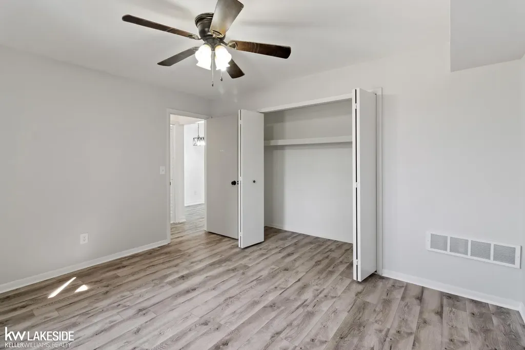 43244 Mound Road Sterling Heights City MI 48314