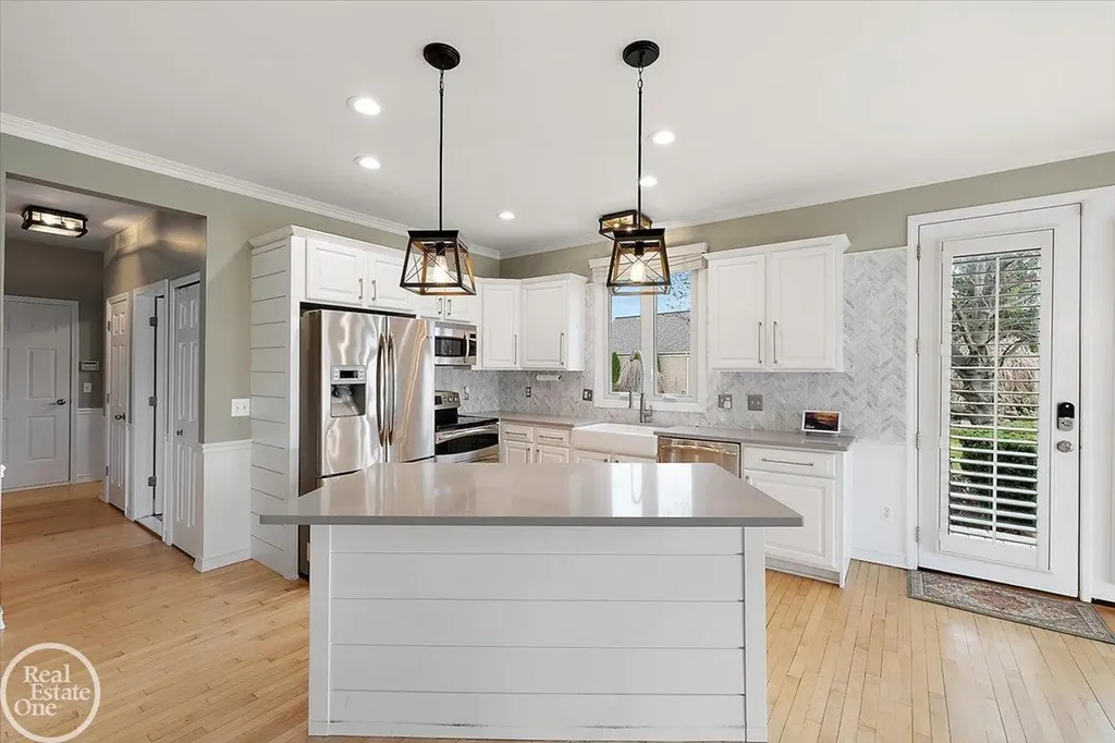 59807 Glacier Ridge N. Drive Washington Township MI 48094