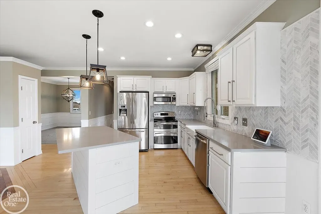 59807 Glacier Ridge N. Drive Washington Township MI 48094