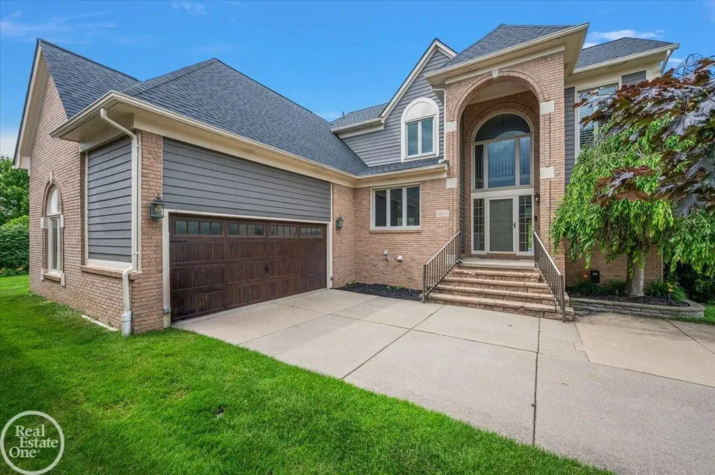 59807 Glacier Ridge N. Drive Washington Township MI 48094