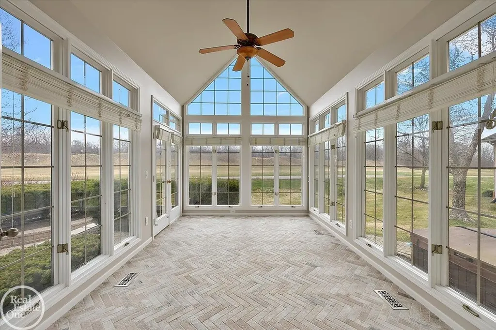 59807 Glacier Ridge N. Drive Washington Township MI 48094