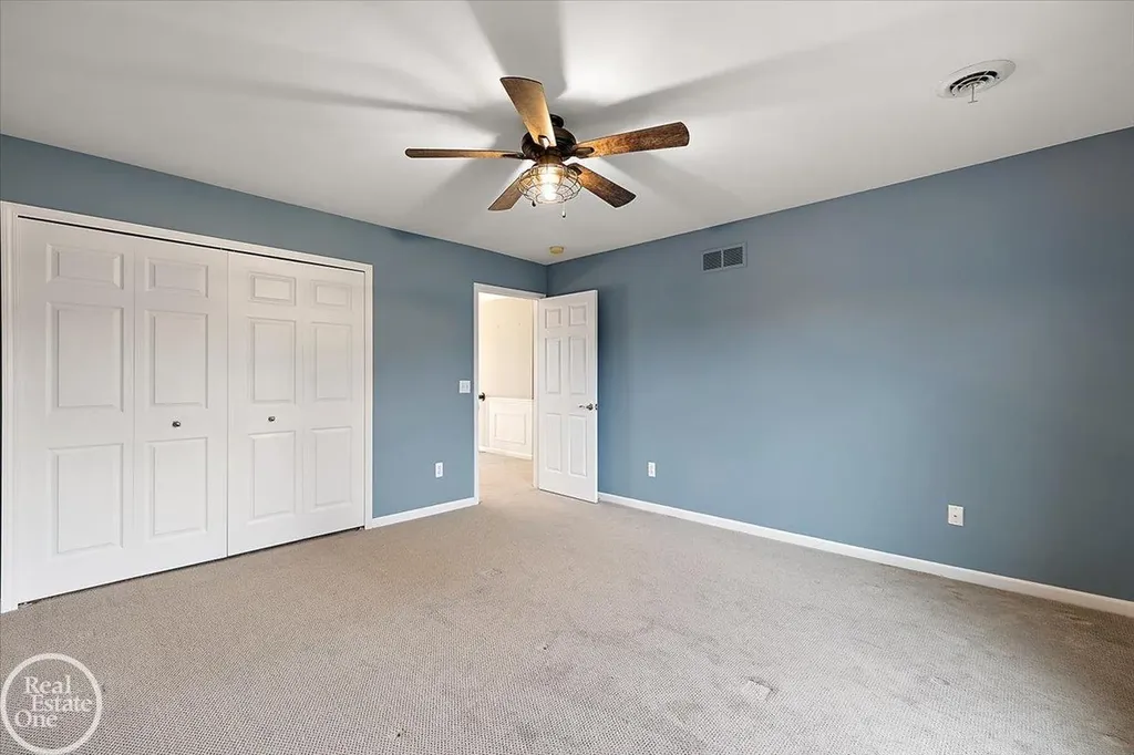59807 Glacier Ridge N. Drive Washington Township MI 48094