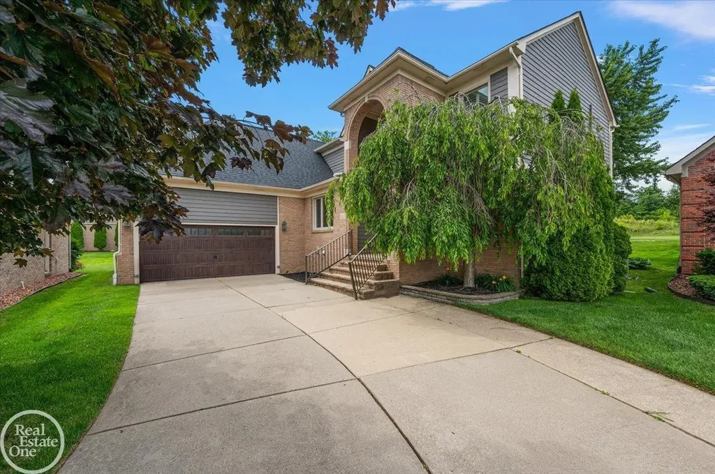 59807 Glacier Ridge N. Drive Washington Township MI 48094