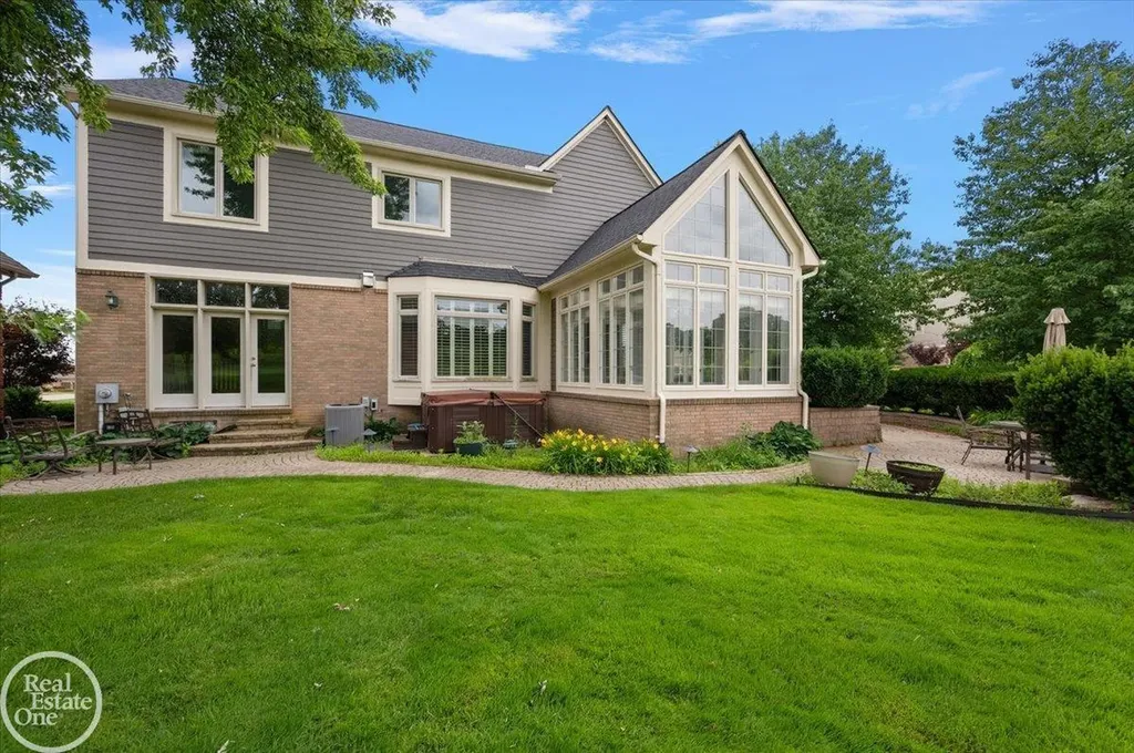 59807 Glacier Ridge N. Drive Washington Township MI 48094