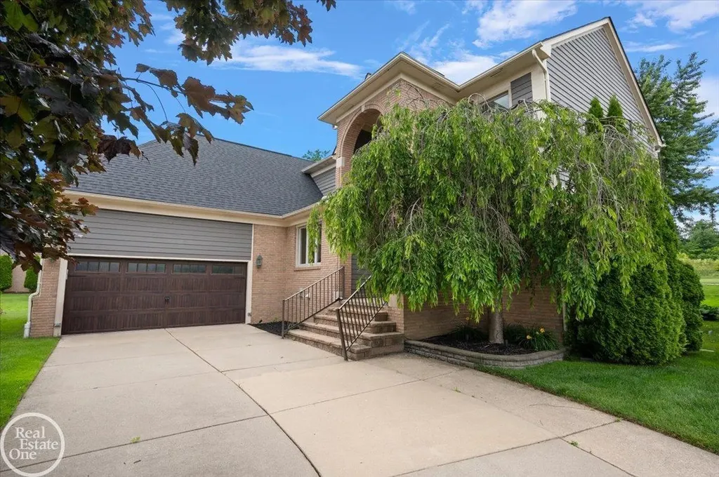 59807 Glacier Ridge N. Drive Washington Township MI 48094