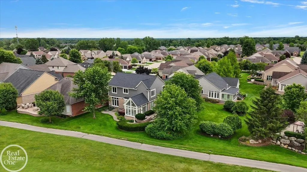 59807 Glacier Ridge N. Drive Washington Township MI 48094