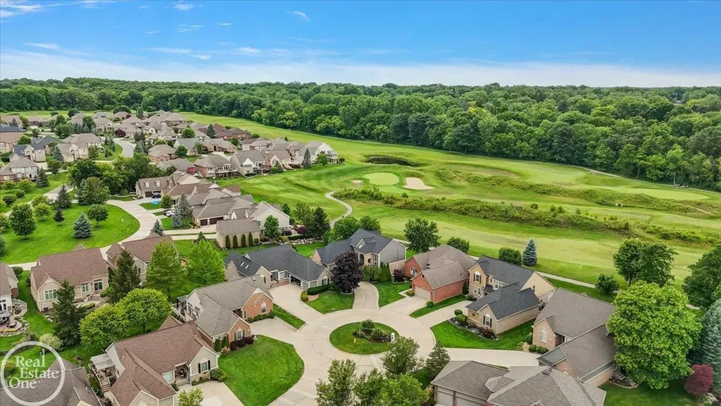 59807 Glacier Ridge N. Drive Washington Township MI 48094