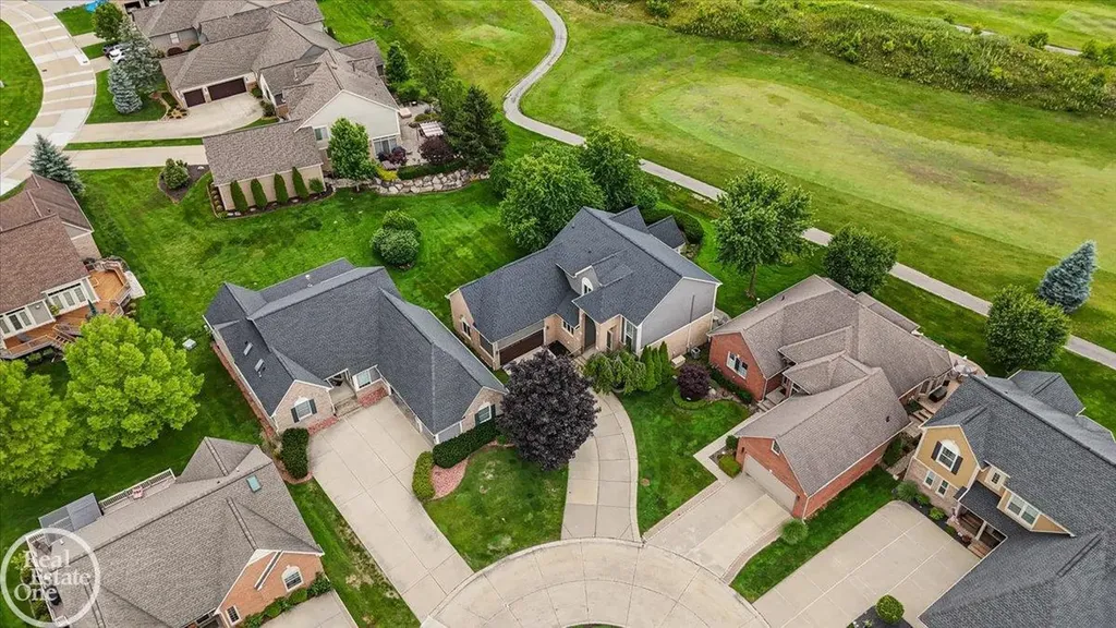 59807 Glacier Ridge N. Drive Washington Township MI 48094