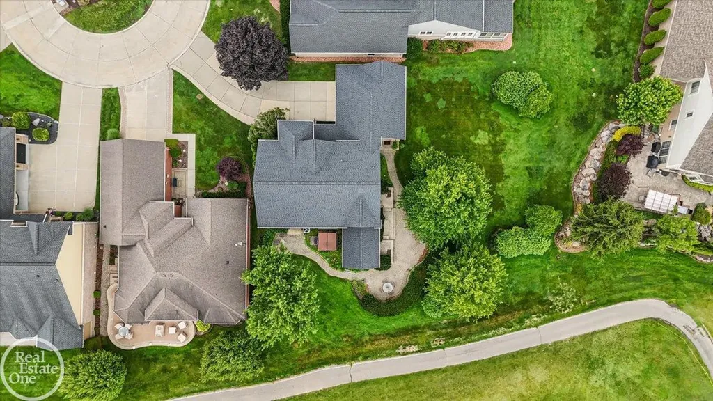 59807 Glacier Ridge N. Drive Washington Township MI 48094