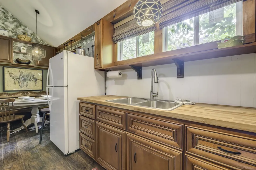 7403 Woodside Road Worth Township MI 48450