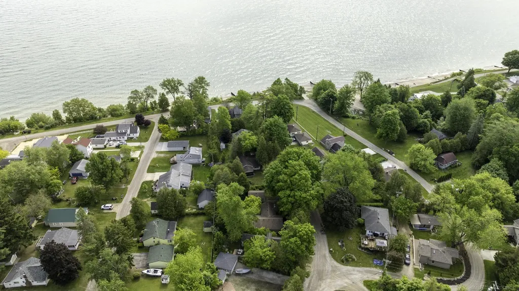7403 Woodside Road Worth Township MI 48450