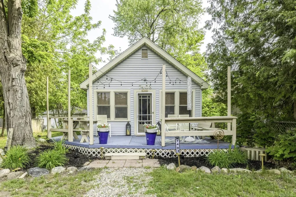 7403 Woodside Road Worth Township MI 48450