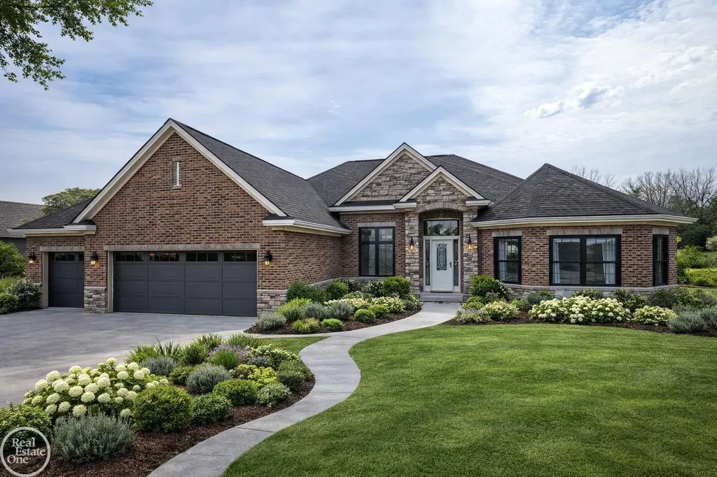 27176 Oxbow Lake Drive Chesterfield Township MI 48051