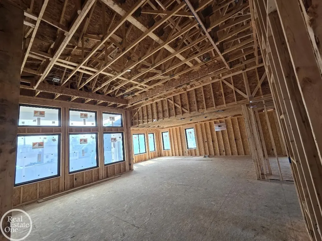 27176 Oxbow Lake Drive Chesterfield Township MI 48051