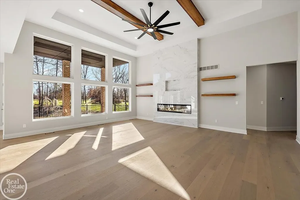 27176 Oxbow Lake Drive Chesterfield Township MI 48051