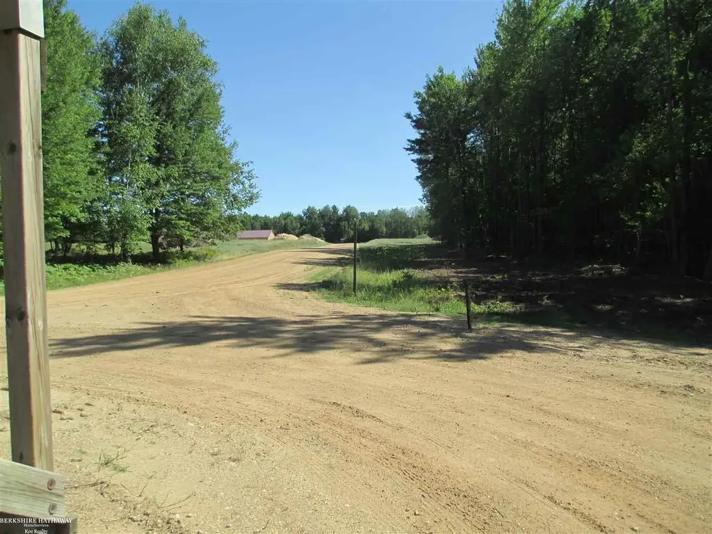 6830 Sandy Ridge Vassar Township MI 48768