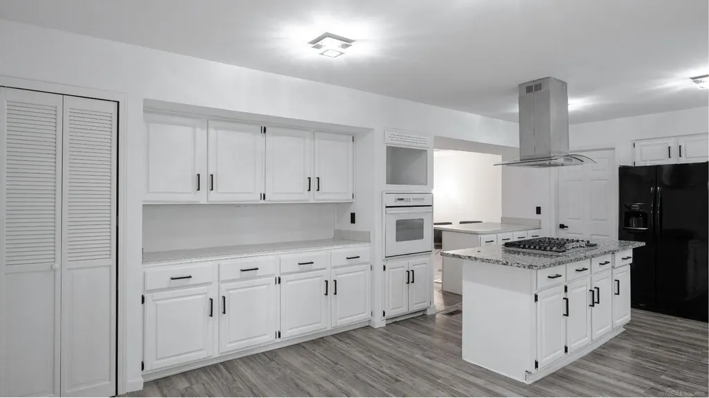 9202 Crawford Road Columbus Township MI 48063