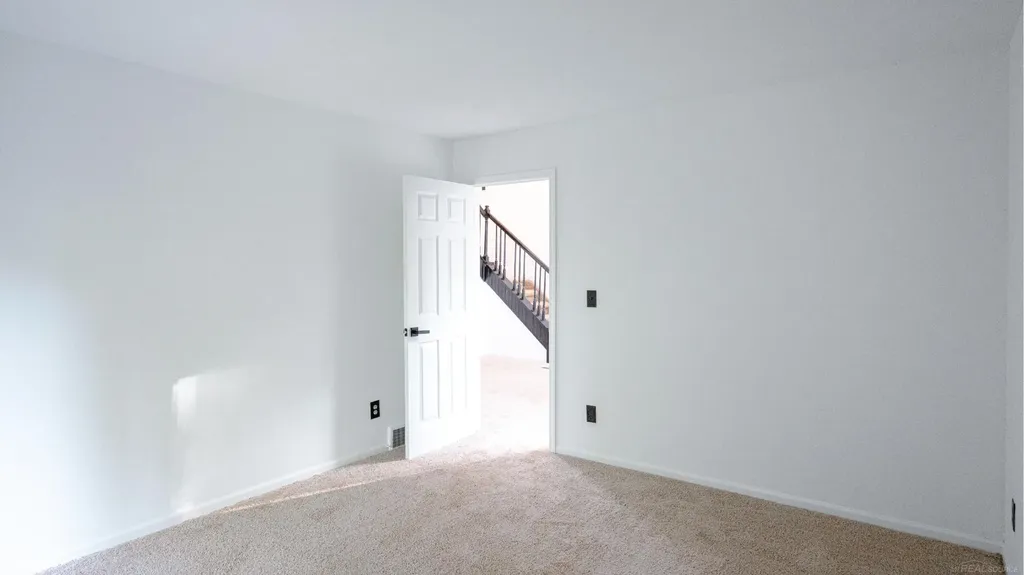 9202 Crawford Road Columbus Township MI 48063