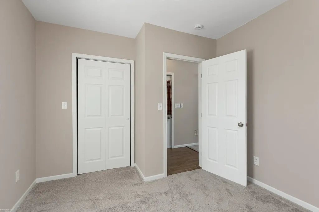 4492 Marr Avenue Warren City MI 48091