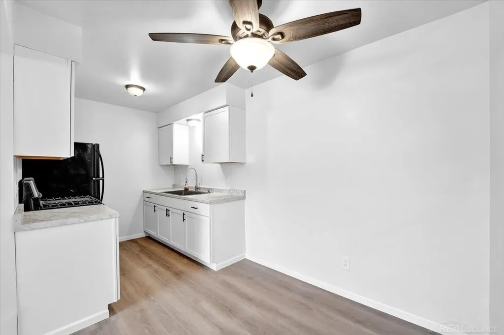 1617 S Riverside Ave C-18 #4 Avenue St. Clair City MI 48079