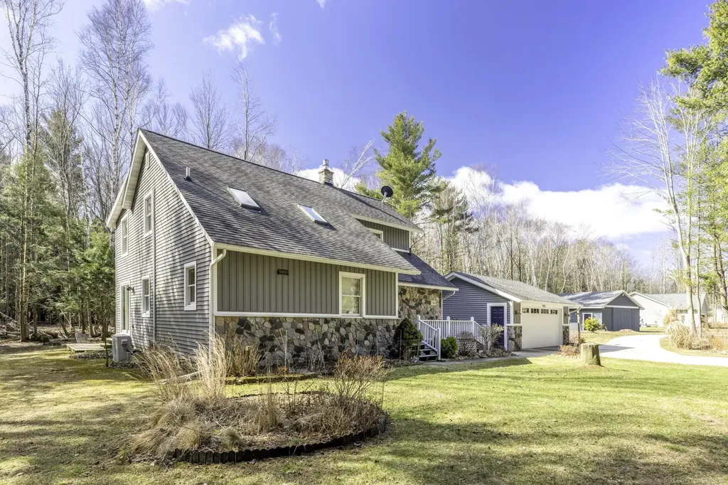 7142 Aitken Road Lexington Township MI 48450