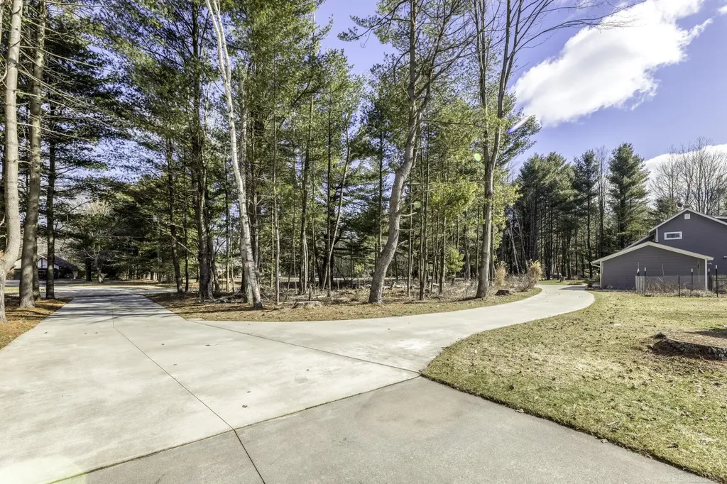 7142 Aitken Road Lexington Township MI 48450
