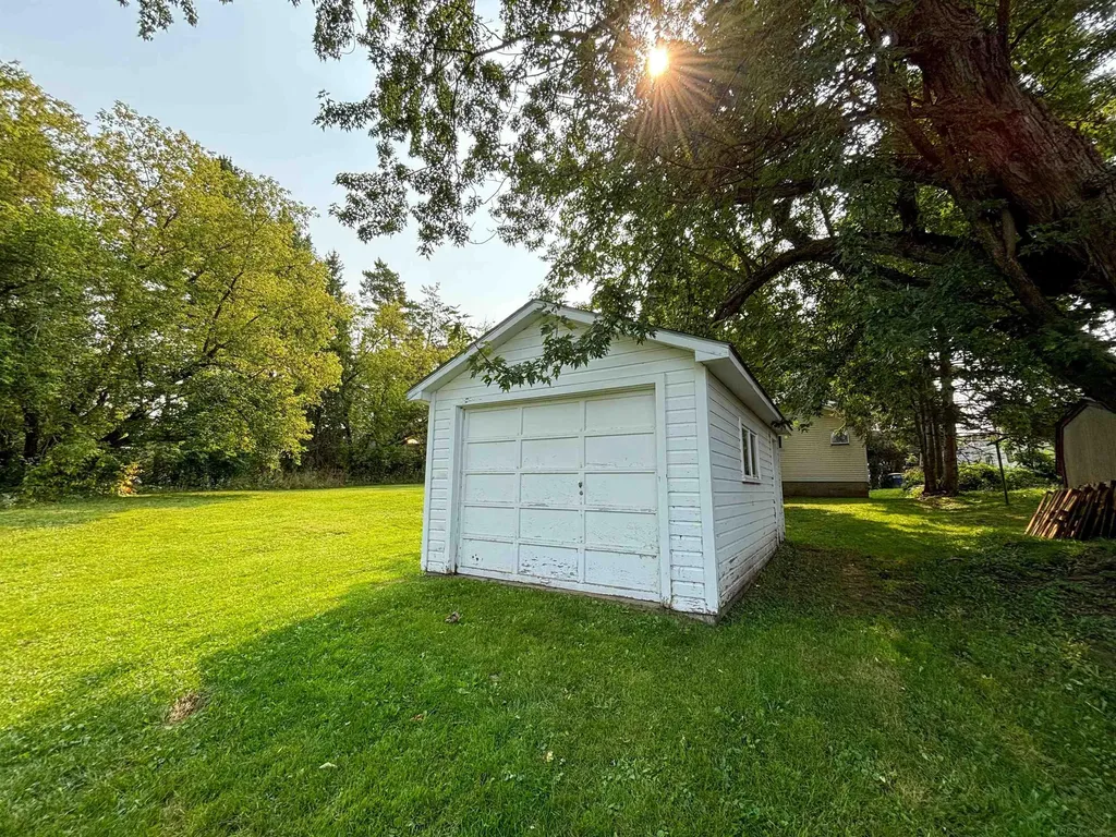 404 E Iron Street Bessemer City MI 49911