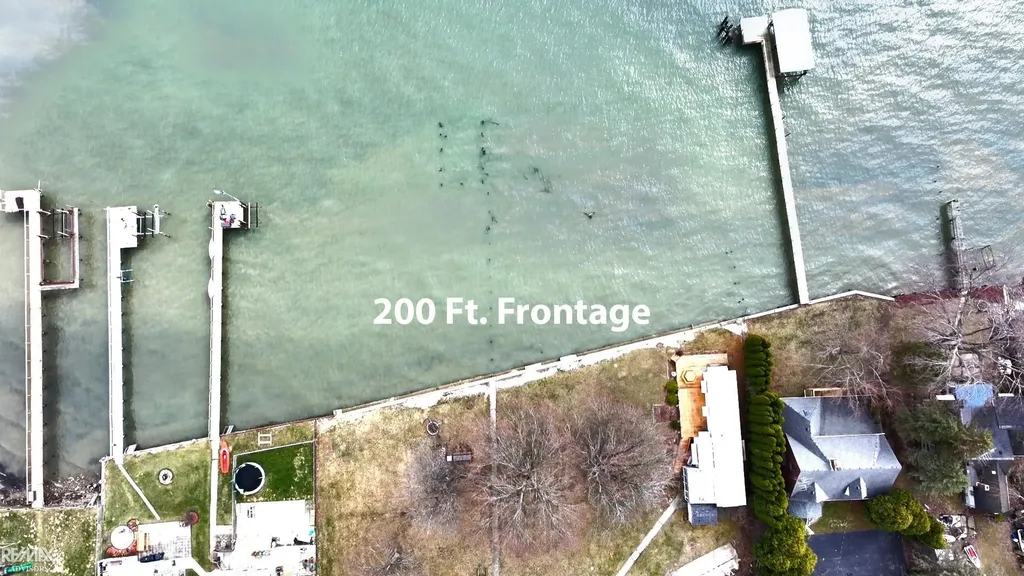 6609 S Parker Street Marine City City MI 48039