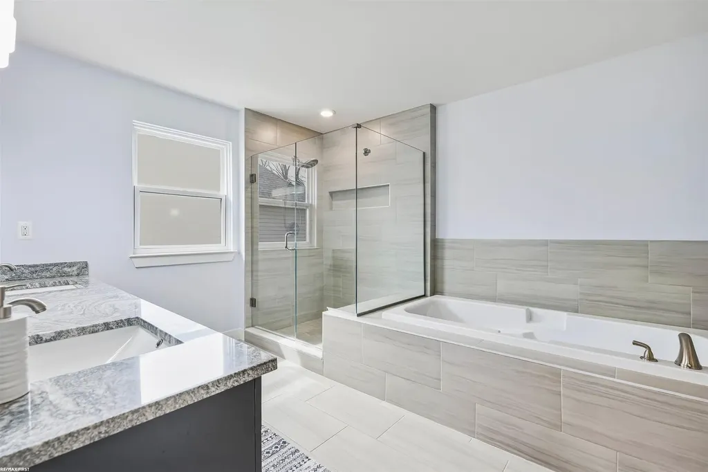 50170 Kapalua Drive Macomb Township MI 48042