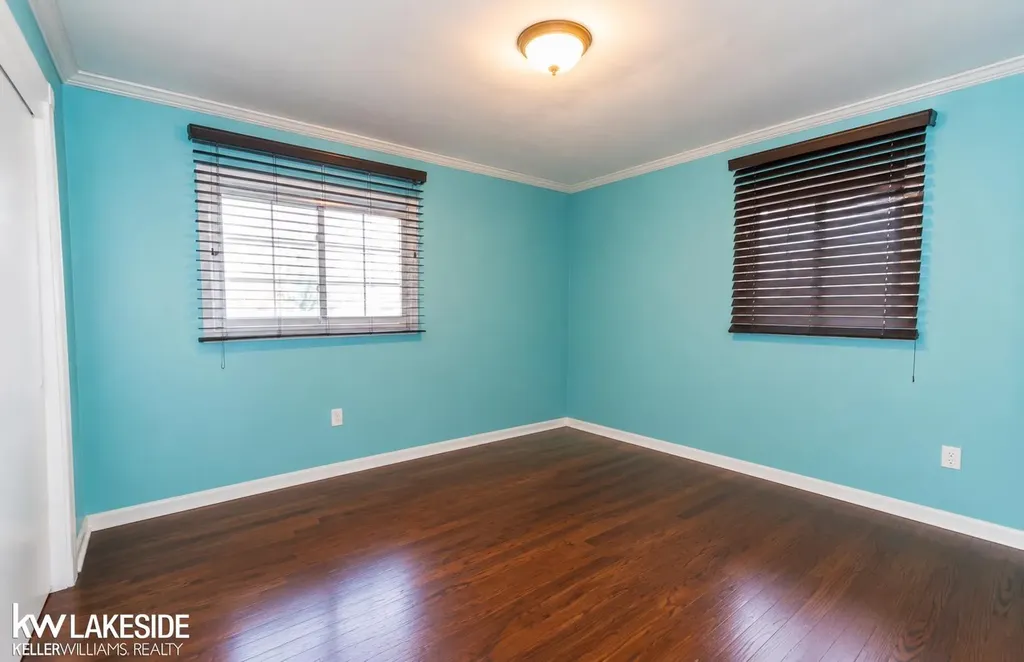 21606 Arrowhead Street St. Clair Shores City MI 48082