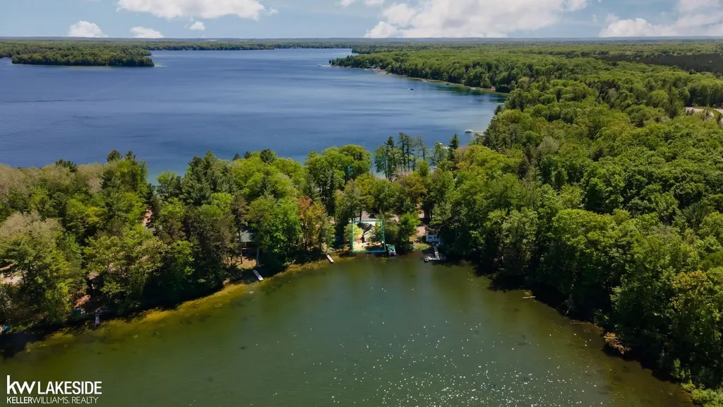 2603 Crescent Shores Drive Traverse City City MI 49685
