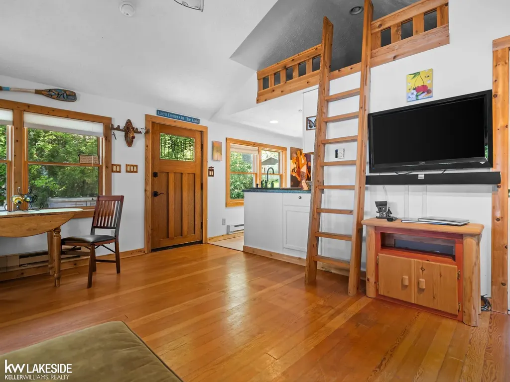 2603 Crescent Shores Drive Traverse City City MI 49685